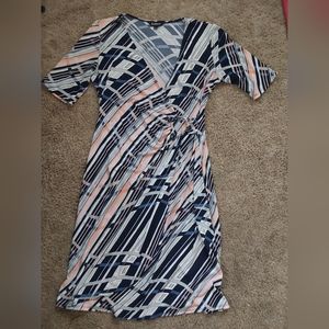 Glamor Women's Size 8 Blue Pink Knee Length Short Sleeved Dress Geometric